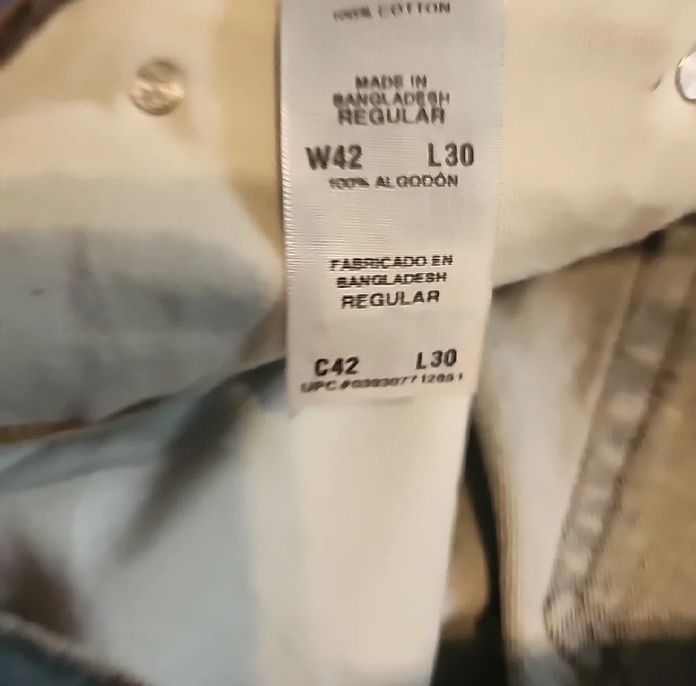 NEW Signature by Levi Strauss Light Blue Straight Leg Jeans W42X30